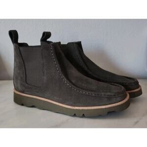 Clarks Women Walla Chelsea Mole Gray Suede Size 10 Vibram Sole